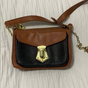 Small Steve Madden Croasbody bag in camel and blk